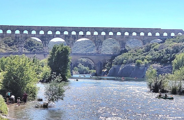 Beautiful T3, 700 m from the Pont du Gard