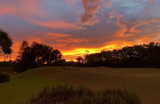Beautiful Updated Naples Golf Condo in Cypress Woods CC
