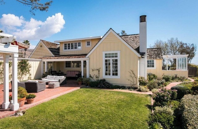 Beautiful Vacation Home overlooking Rincon Beach!
