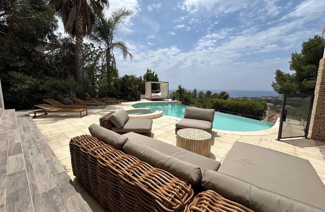 BEAUTIFUL VIEW OF BANDOL BAY