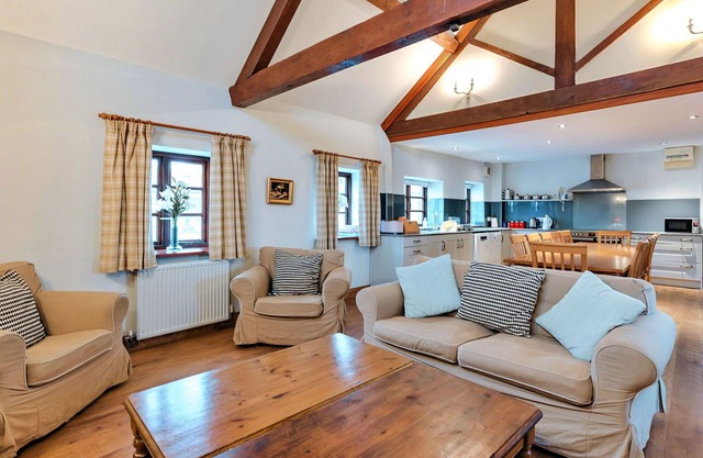 Beautiful villa for 12 guests with WIFI, pool and terrace