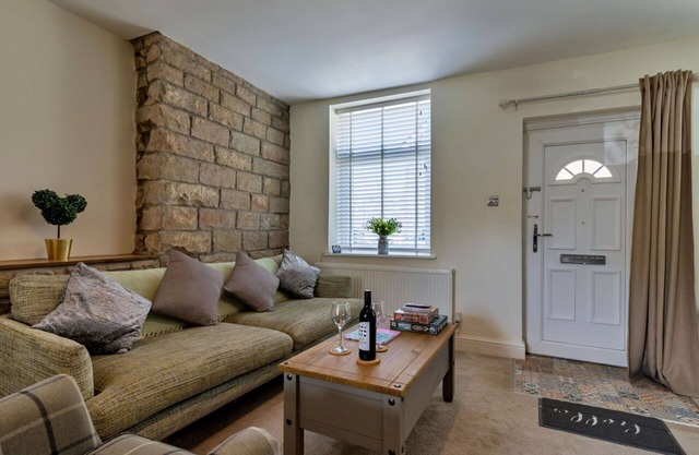 Beautiful villa for 2 people with WIFI, pets allowed and parking