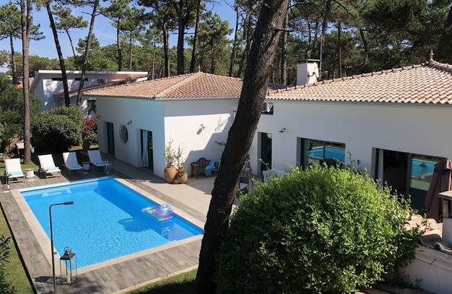 Beautiful Villa near Porto with private pool 50 meters from a sandy beach