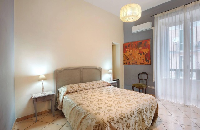 Bed and Breakfast 'Camera Matrimoniale' with Balcony, Wi-Fi and Air Conditioning