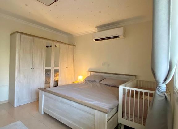 bedroom flat first floor with swimming pool