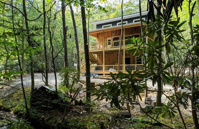 Beech Creek Cabin, Black Mountain