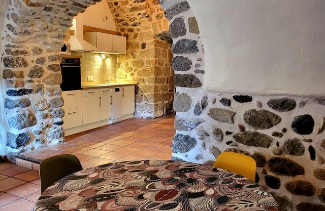 Bel Appartement en sud Ardèche au Bord de la Rivière