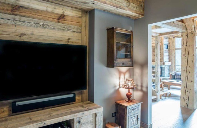 Bella piccola sauna in un grande chalet
