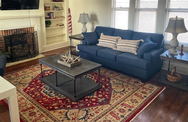 Belle Vue Cottage @ Hopson, MS getaway with a view of the Delta landscape!