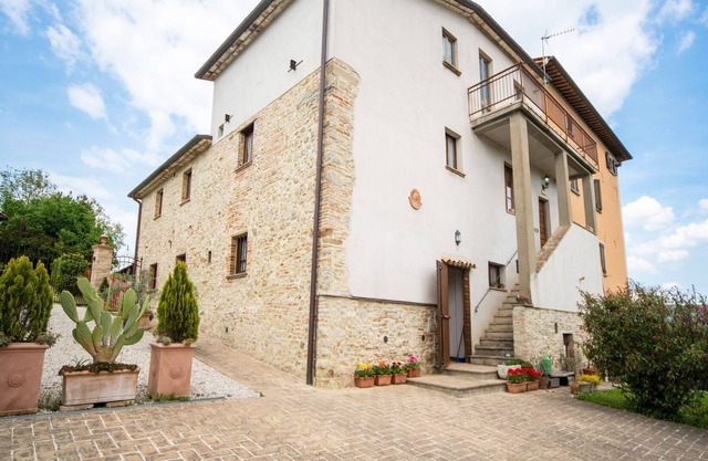 Belvilla by OYO Farmhouse in Citta' di Castello