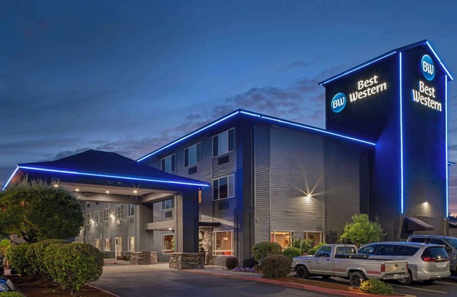 Best Western Cascade Inn & Suites