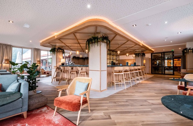 Best Western Plus l’Oree Paris Sud