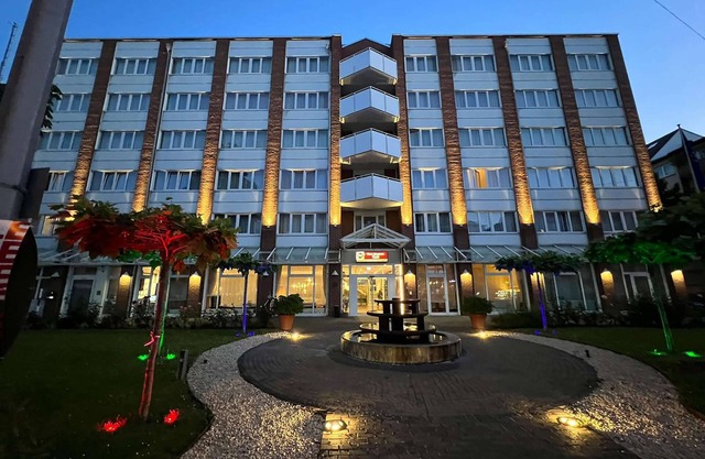 Best Western Plus Delta Park Hotel