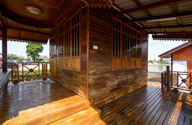 Beung Sampathuan Nakornchaisri Resort