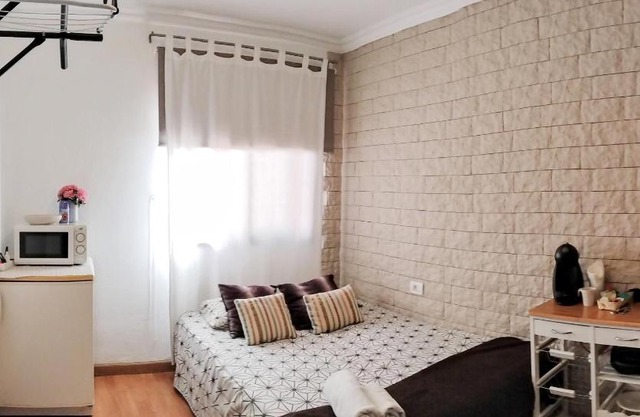Big Room Tenerife Sur Private Bathroom Wifi