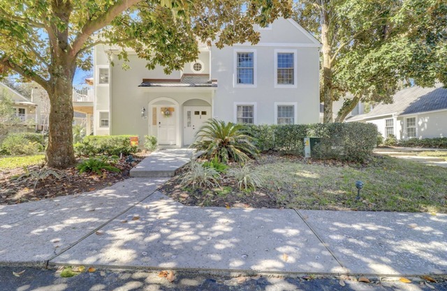 Big Updates! Hilton Head Island! FREE Bikes! Golf Discount and Great Reviews!