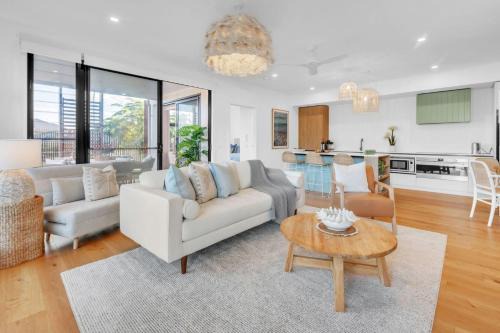 Birdsong Beach Retreat - Newly Built