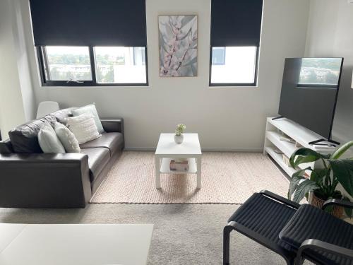 Blackdiamond 504 - Beautiful, modern apartment - 2BdR, 2BthR