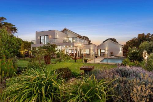 Bliss13thBeach Luxury Golfside Retreat Pets