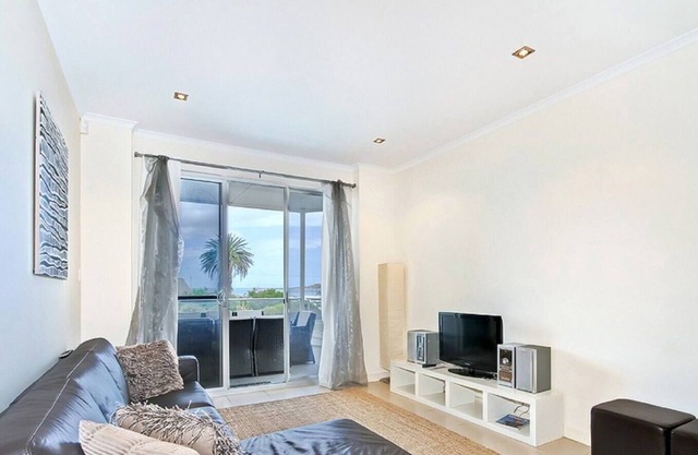 Block 1: 2 Storey Apartment with Stunning Ocean Views