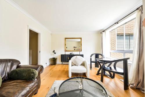 bloomrooms@Knightsbridge/HydePark