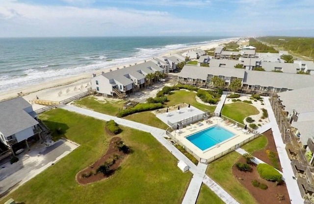 Blue C Turtle, Ocean Mile L-13, Community Pool, Beach View