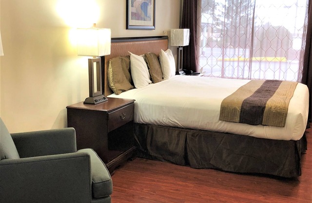 Blue Coast Inn and Suites