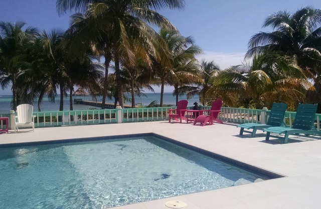 Blue Dolphin "Nicest House on the Island"