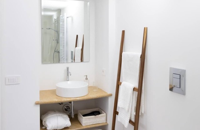 BLUE HOUSE CRISPI 51