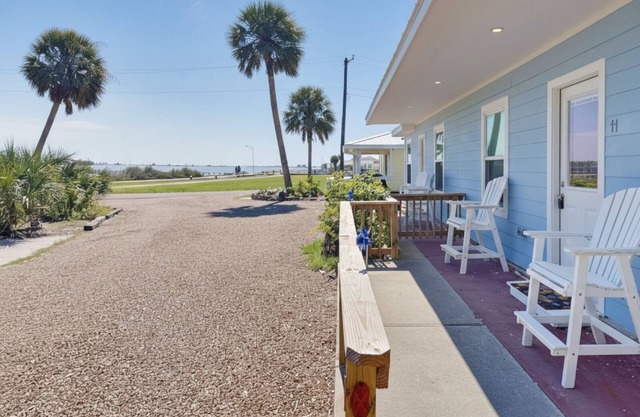 Blue Marlin #11 | Bay Views, Community Pool