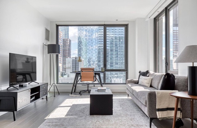 Blueground | Long Island City, rooftop, nr Gantry Plaza State Park