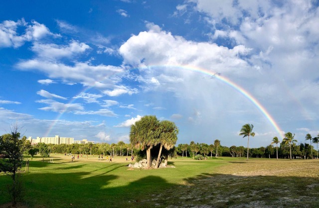 Bob's Beach Condo in Bella Vista by Jupiter beach!