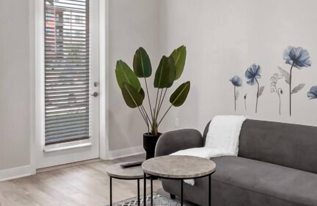 Bold 2129 I Modern Apartment with Free Parking