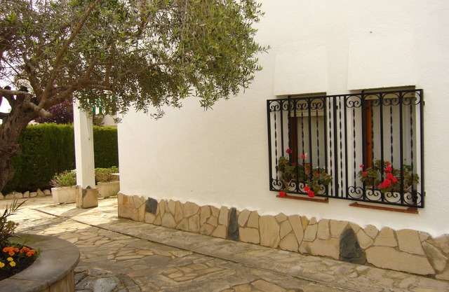 Bonita Casa Para Vacaciones con Amplio Jardín en la Costa Dorada