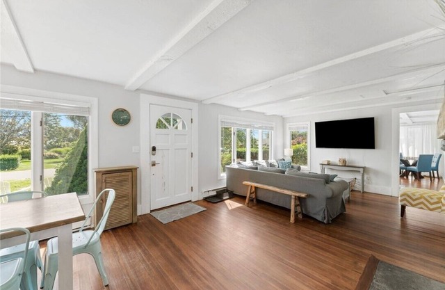 Bonnet Shores - Ocean Views, 5 min walk to beach, 20 min drive to Newport