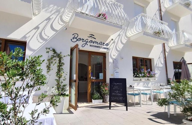 Borgomare Camere e Colazioni
