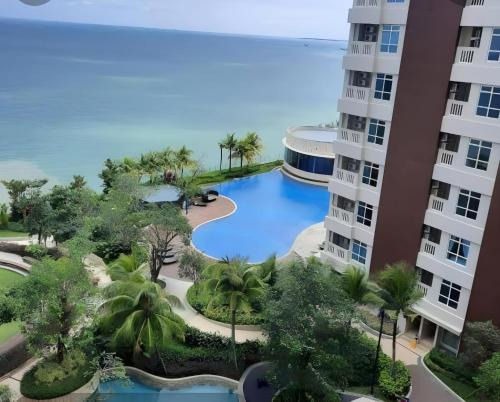 Borneo Bay City