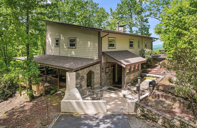 Boulder Ridge Estate | Hot Tub, Disc Golf &Views⛰️ + Biltmore Pass | 15m Brevard