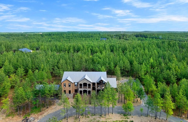 Boulder Ridge Lodge