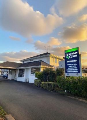 Boundary Court Motor Inn