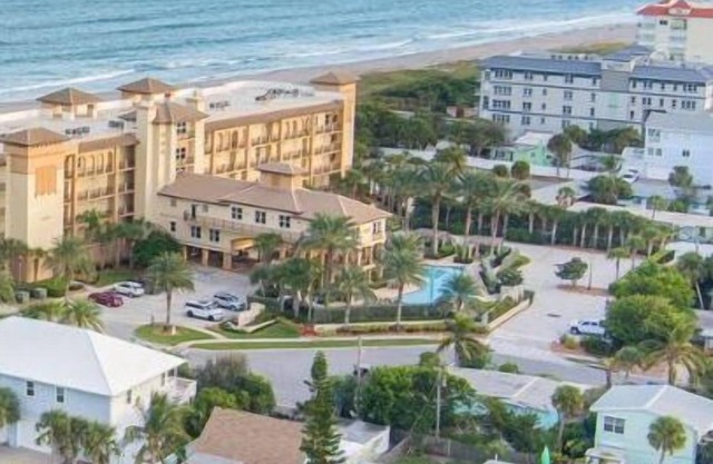 Boutique Vacation Rental Complex at Beach