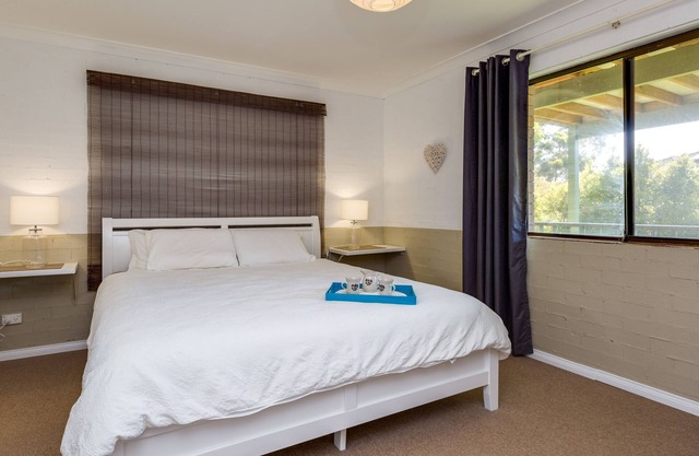 Bowerbird Cottage Apartment at Hyams Beach