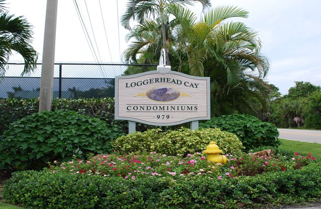 Brand new Gulf Front 2 bedroom condo, pet friendly, 4 bikes, pool & tennis