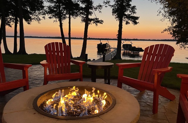 BRAND NEW LISTING! Stunning Elk Lake Get Away