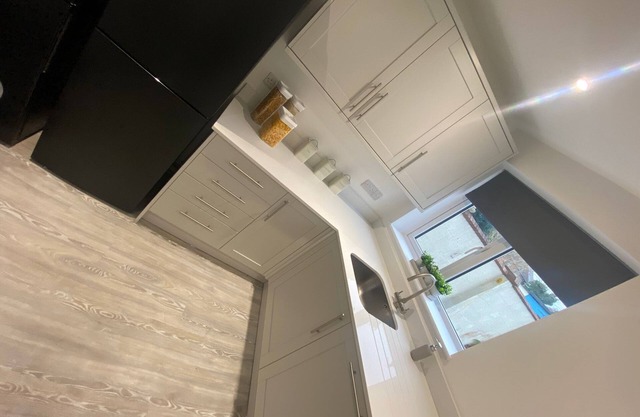 Brand new, modern, 7 double bedroom House
