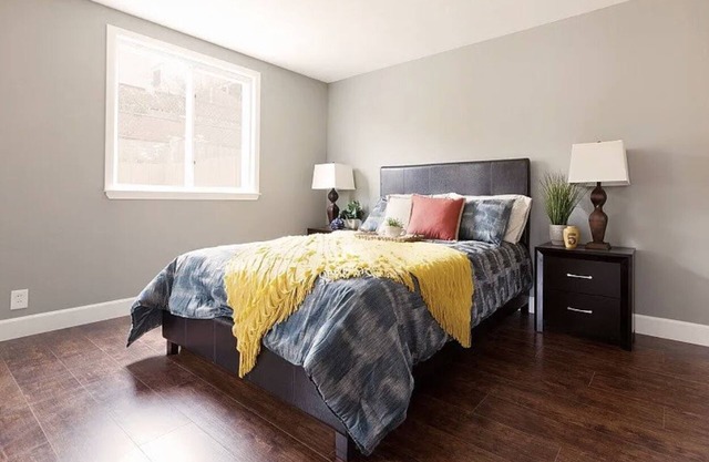 Brand New Remodeled Entire House w/Parking