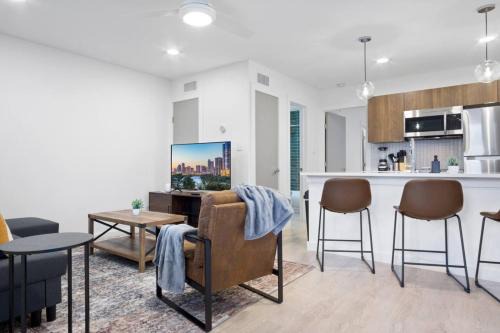 Brand New Unit 5 min to Downtown Austin