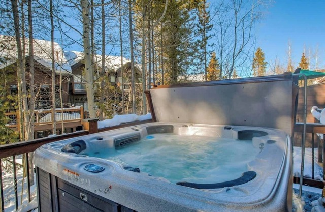 Breck Haven Luxury Townhome & Private Spa