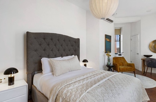 Brexton Hotel | Bright Open Studio