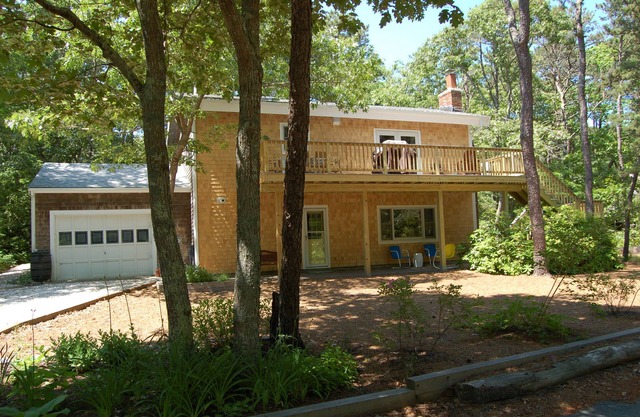 Bright and Spacious Cape House with Central Air